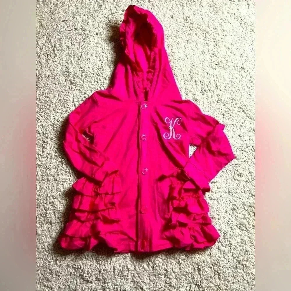 GIRLS HOT PINK RUFFLED MONOGRAMED INITIAL “K” COAT SIZE 10 EUC